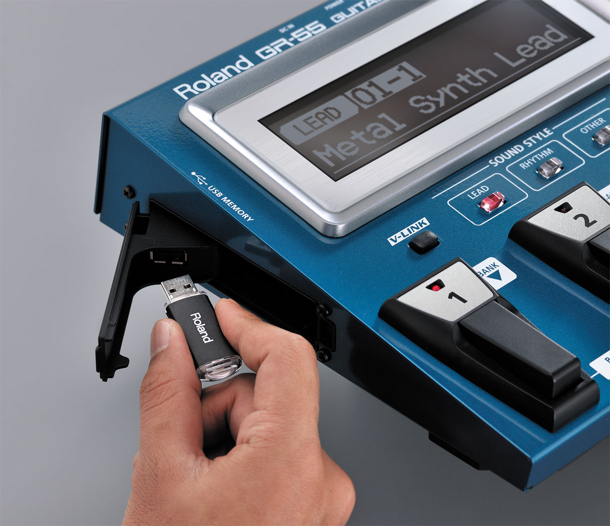 Roland GR-55 Guitar Synthesizer. Authenticated used 9 out of 10. - Image 3